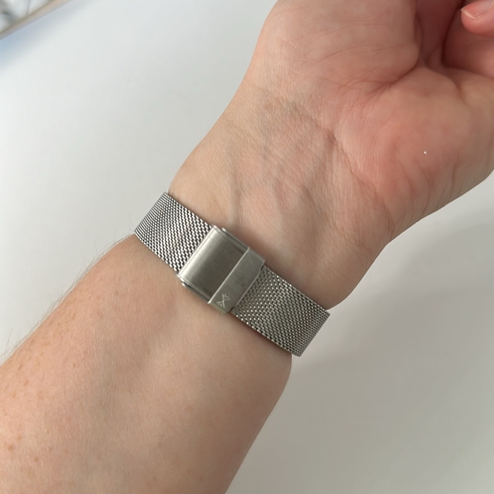 Skagen stainless steel silver & blue adjustable band watch. Used, no battery. - Picture 3 of 6